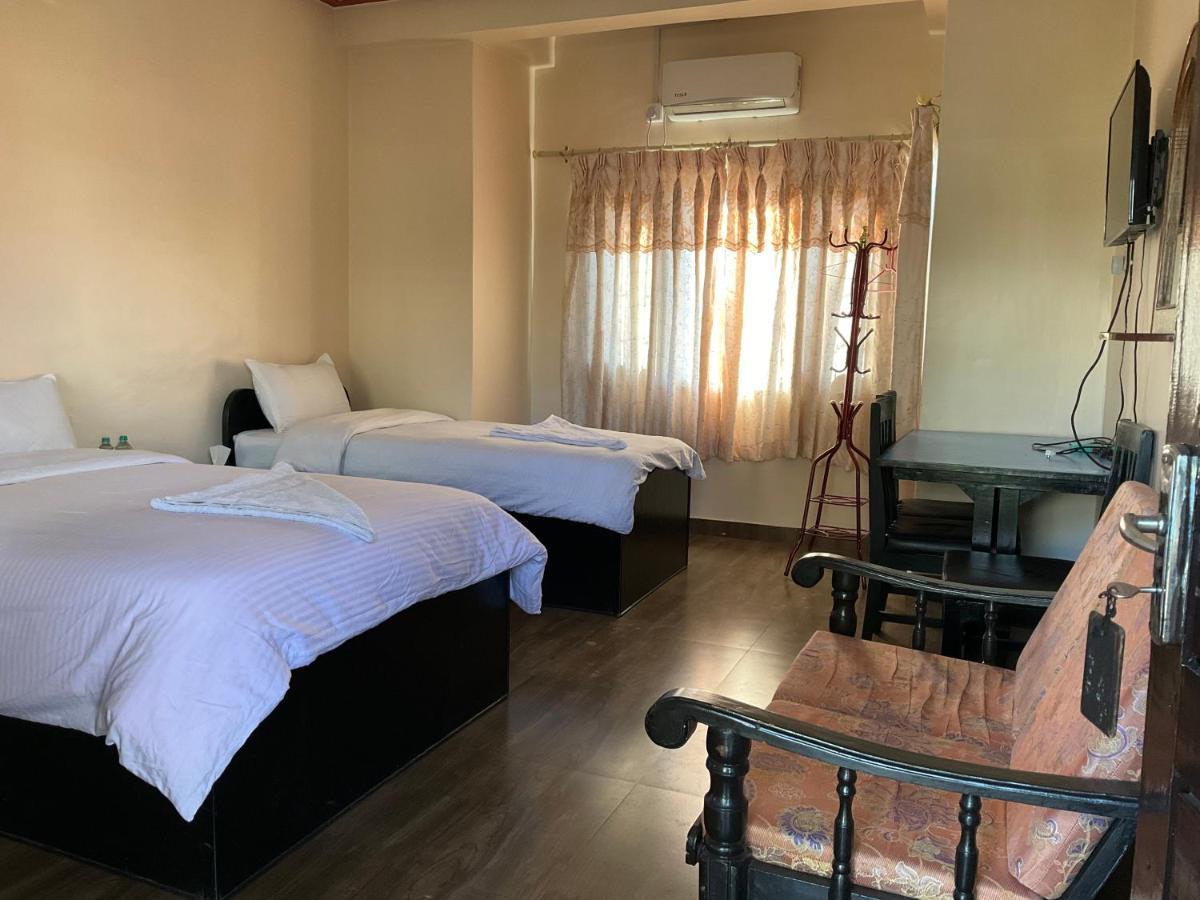 Trekkers Lodge Pokhara Exterior photo