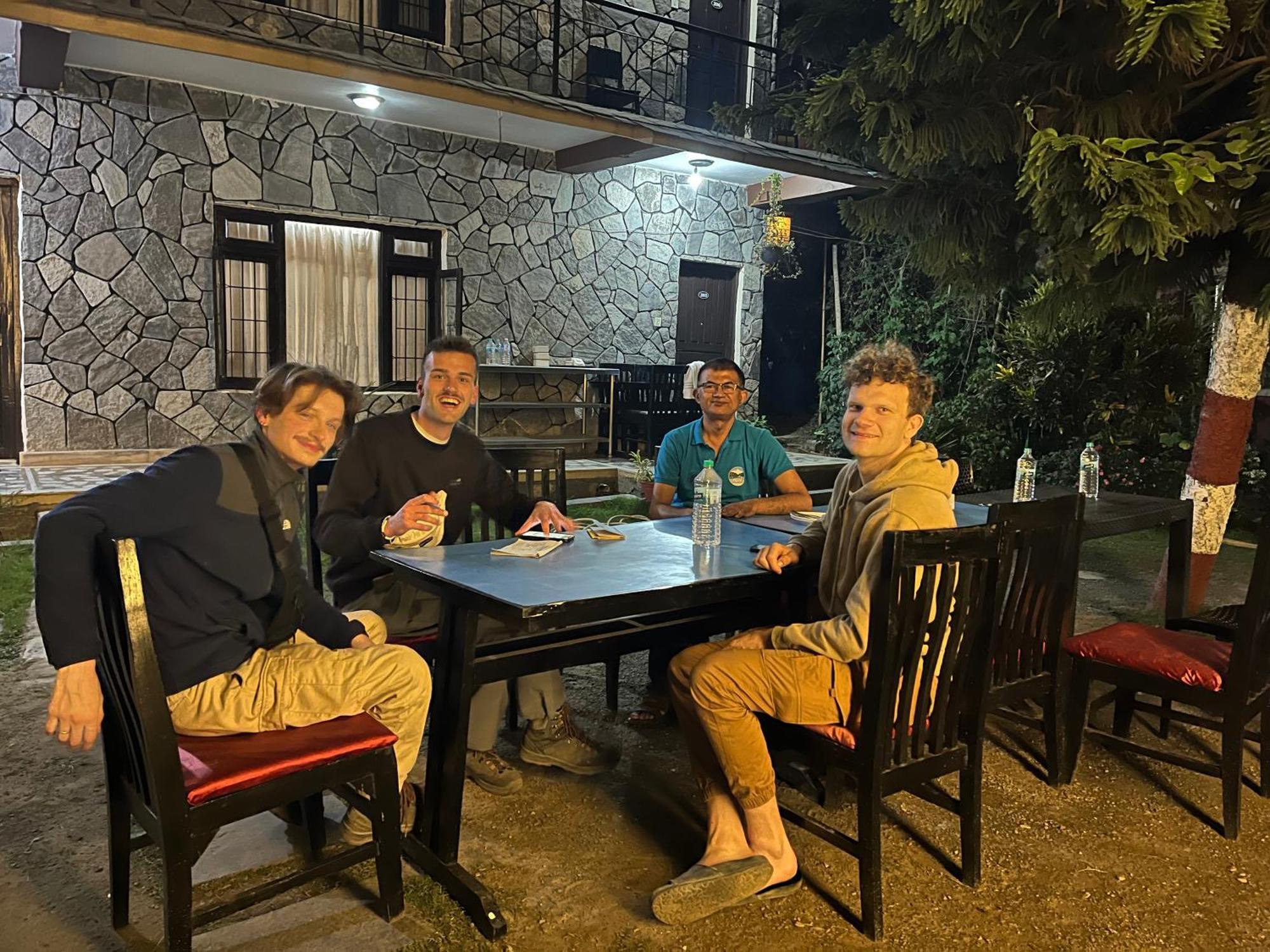 Trekkers Lodge Pokhara Exterior photo
