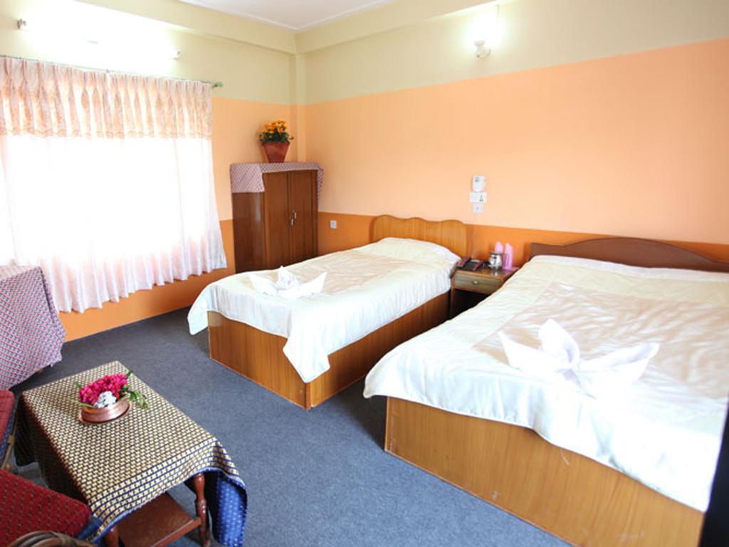 Trekkers Lodge Pokhara Exterior photo