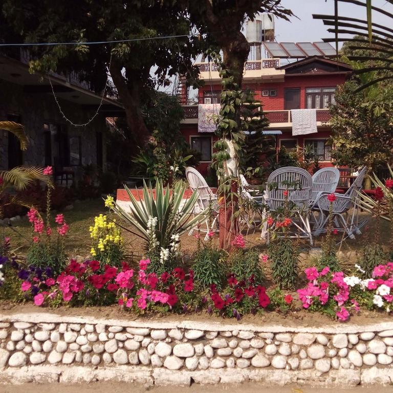 Trekkers Lodge Pokhara Exterior photo
